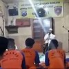 Tahanan Polres Jombang Salat Pakai Celana Pendek Viral di Sosmed, Ini Kata Kapolres