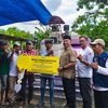 Tingkatkan Produktivitas Petani, DPRD Jatim Serahkan Bantuan Mesin Pemanen di Jombang