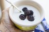 Yoghurt Membantu Pria Menghindari Kanker Usus